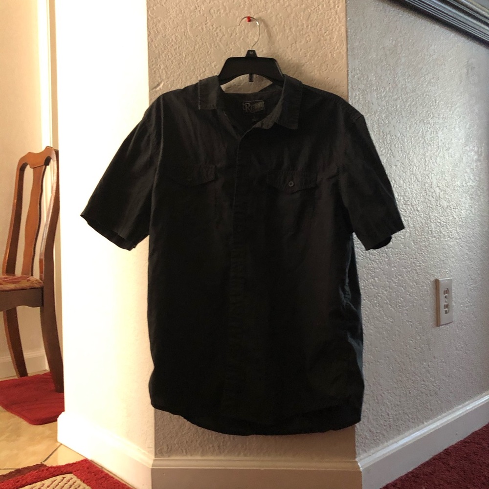 Retrofit black short sleeve
